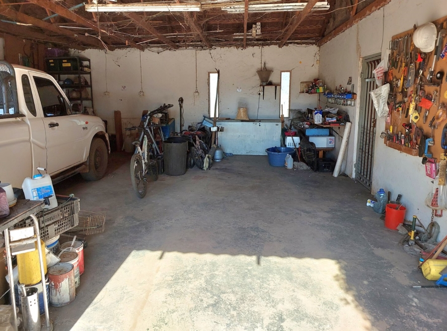 3 Bedroom Property for Sale in Mamogaleskraal AH North West